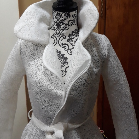 Mesh Trench Coat. - Picture 4 of 8